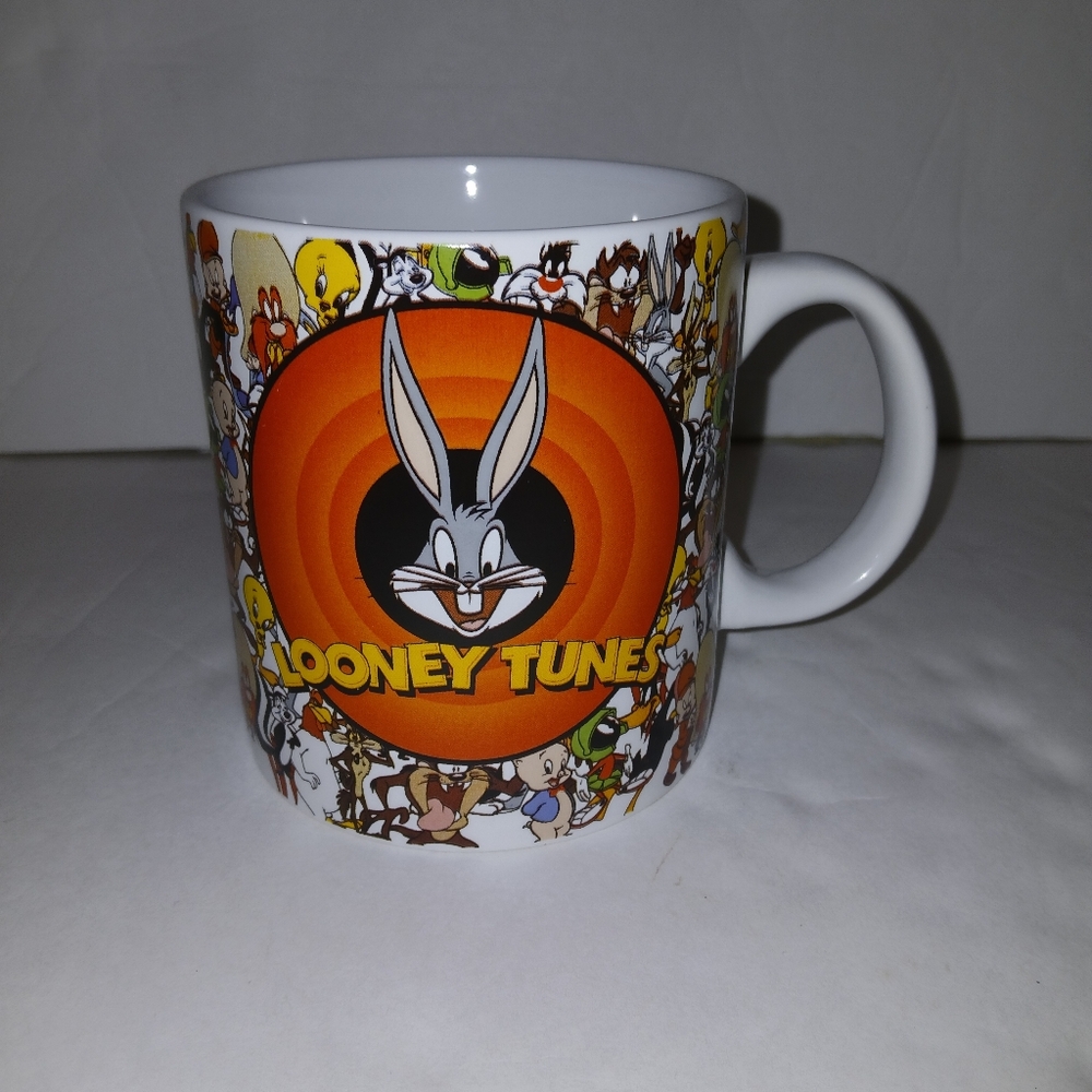 Looney Tunes Characters Ceramic Mug 20 Ounce